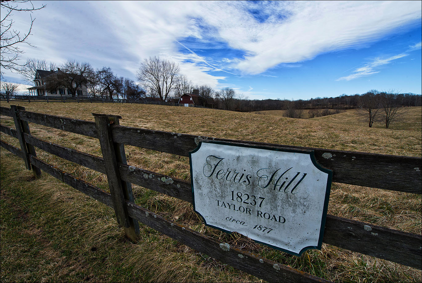 The Lincoln Loop Walking Tour